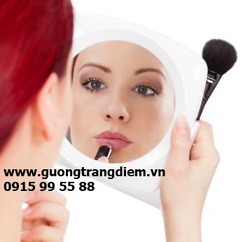 Vì sao phụ nữ thích soi gương mỗi ngày Vì sao phụ nữ thích soi gương mỗi ngày